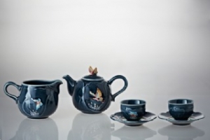 16-D8780 福蝶茶具組(藍彩/一壺+六杯+六杯托+茶海+茶葉罐)