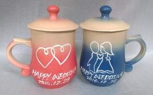 結婚禮物-J6303 結婚紀念杯  鶯歌陶瓷對杯組 + 畫娃娃圖 